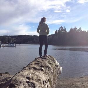 Meet your Posher, Emily